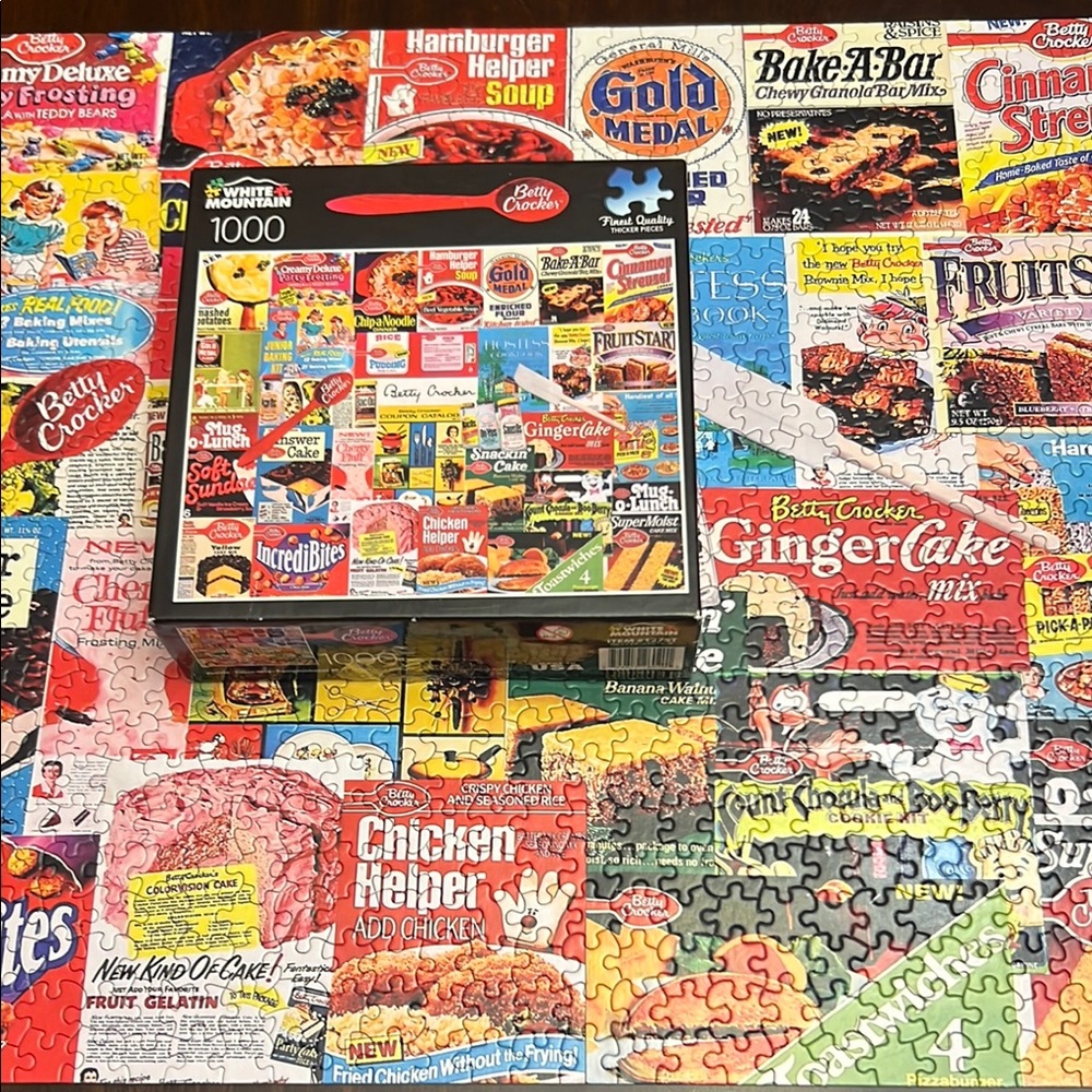 White mountain Betty Crocker Puzzle 1000 Pieces